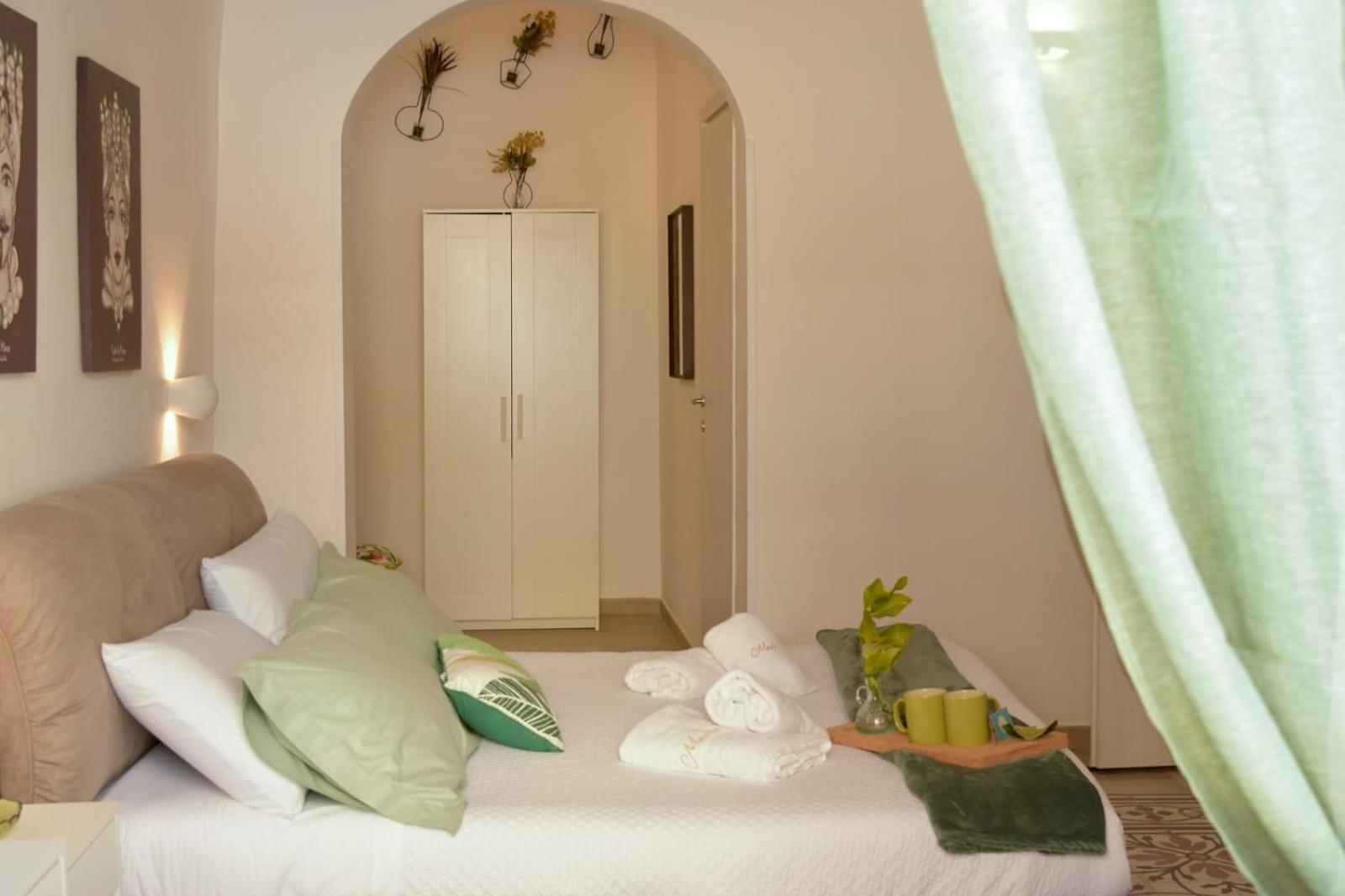 Madre Terra Apartment & Rooms Terrasini Eksteriør billede